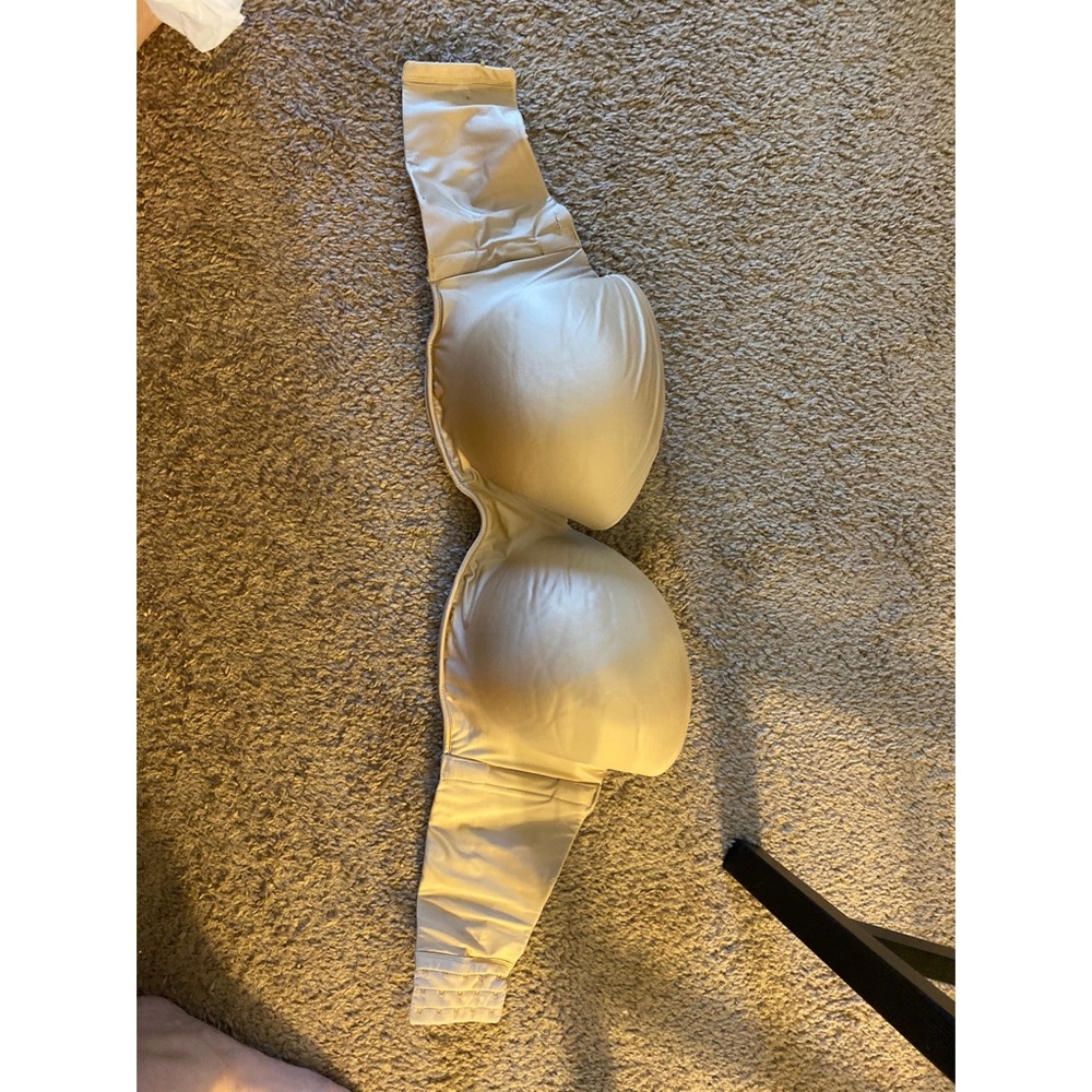 40H Tan Strapless Bra